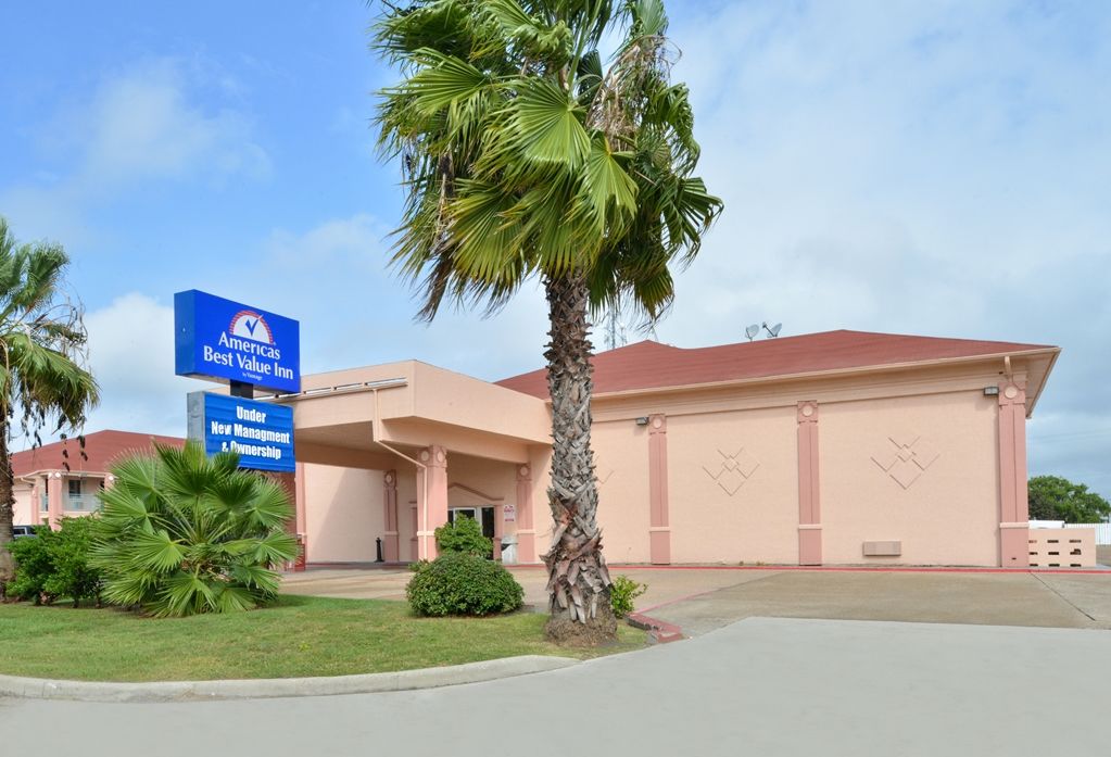 Americas Best Value Inn Clute Экстерьер фото